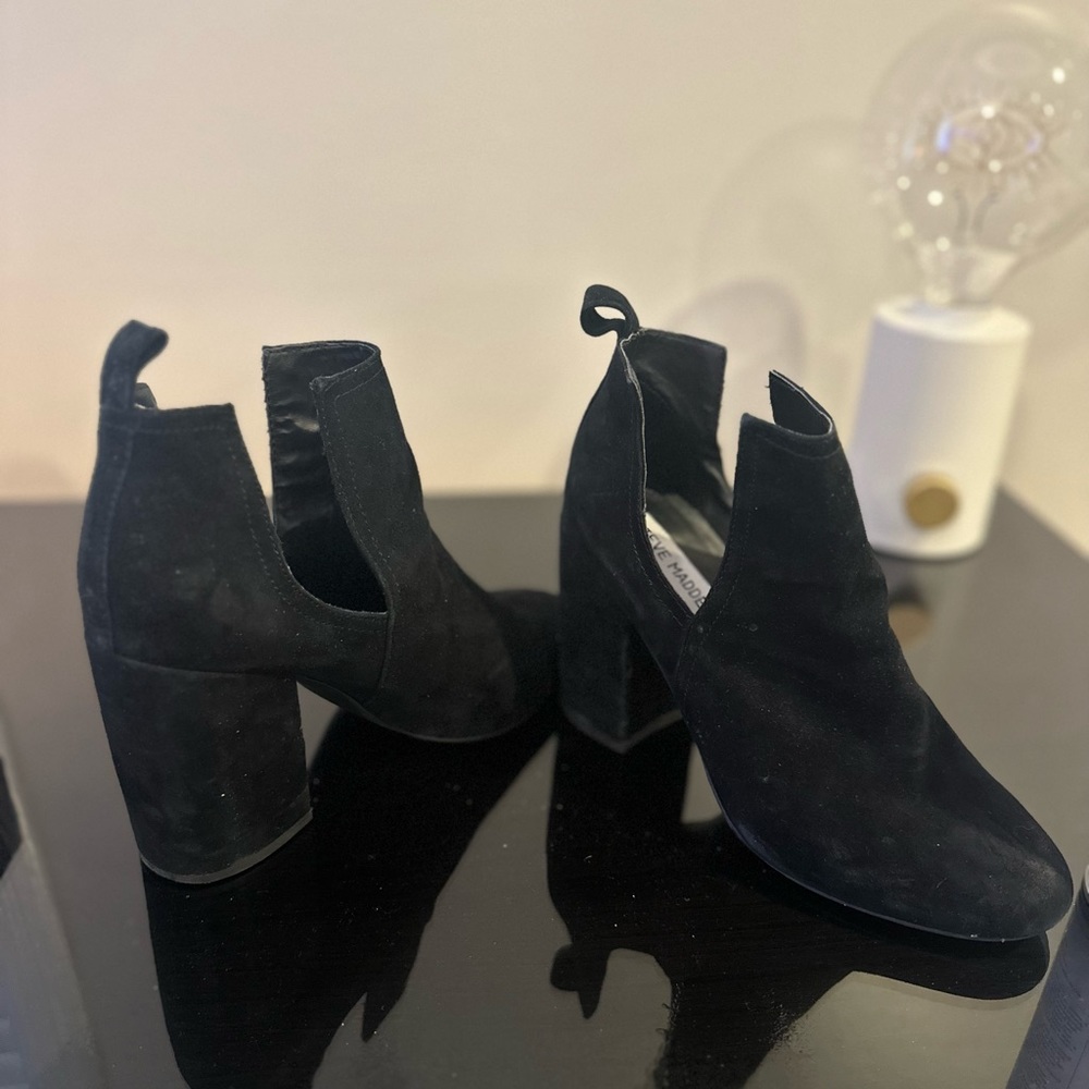 Steve Madden black ankle boots